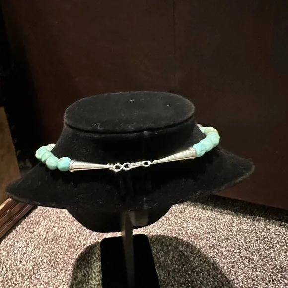 Hand Crafted Natural Turquoise & Sterling Silver Beaded Choker - Picture 4 of 4